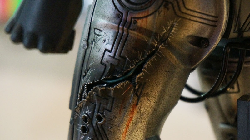 Illustration for article titled RoboCop Action Figures Look Dead And Alive